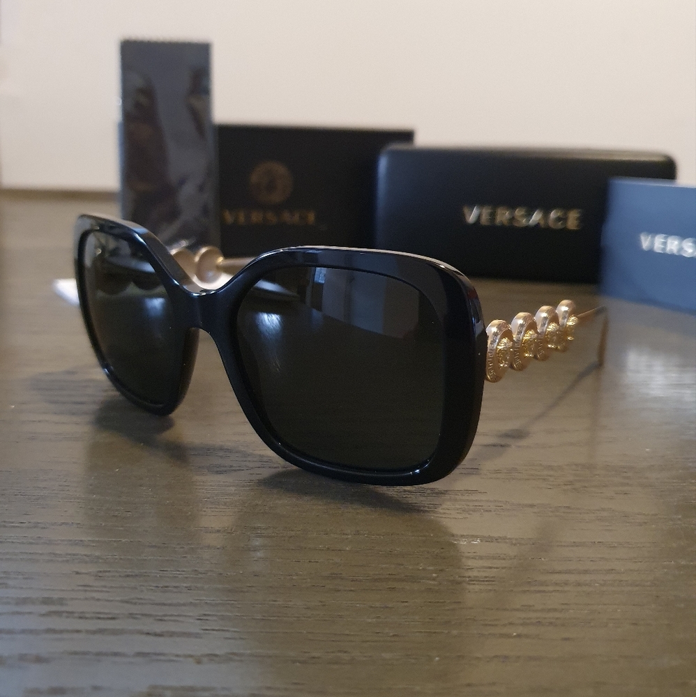 Versace VE4375 4375 GB1/87 Dark Grey Lens 53-18-135 💯% Authentic
